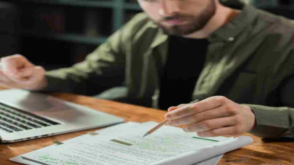 The Best Way to Write YouTube Video Scripts for Better Engagement The Best Way to Write YouTube Video Scripts for Better Engagement